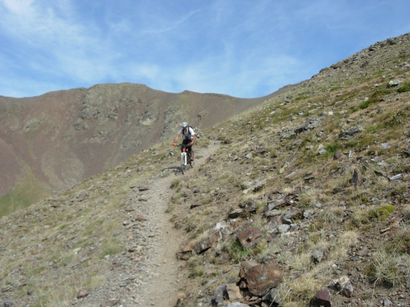 Descente propre : sous le col de Nuria