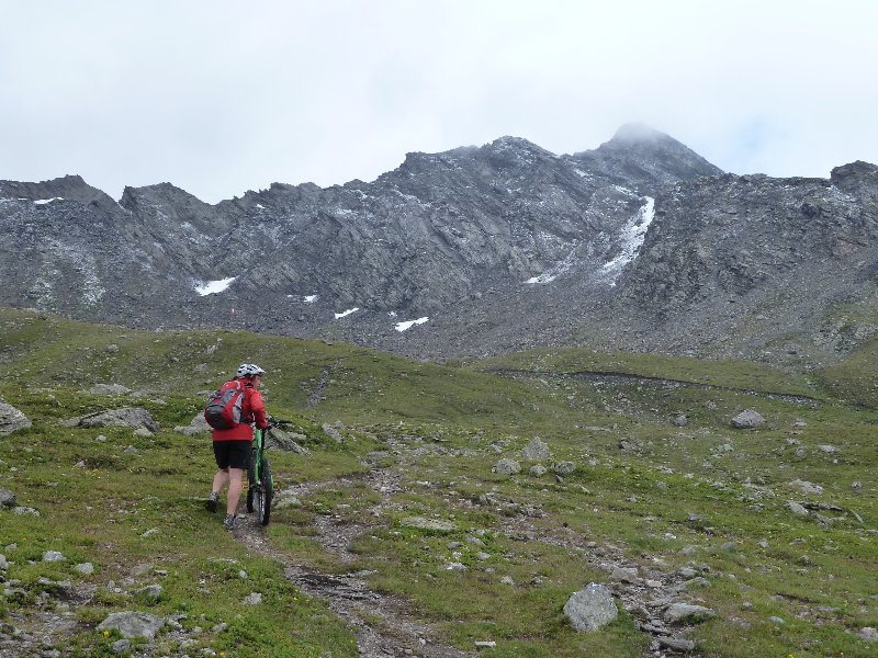 #6 Bric Bouchet : Petite remontée pour le refuge Bric Bouchet : Petite remontée pour le refuge