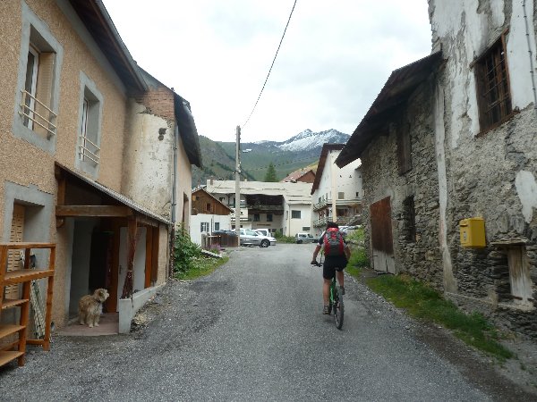 #1 Le Roux d Le Roux d'Abries : au fond, la neige...