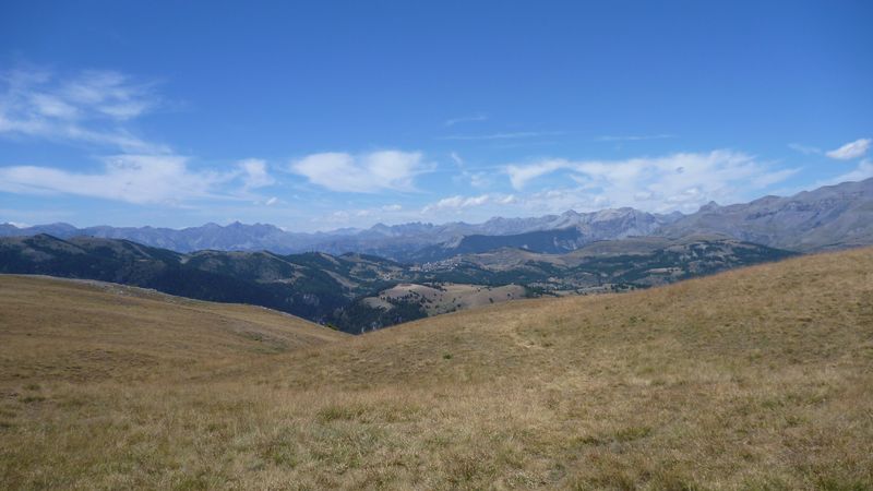 Tete de Giarons : Vue sur les sommets du haut var