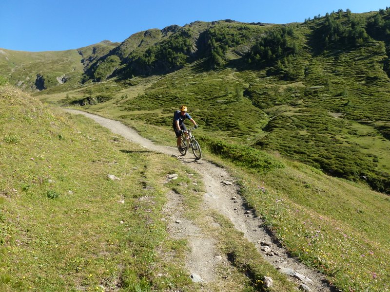 Col Lacroix : On retrouve les autoroutes queyrassiennes...