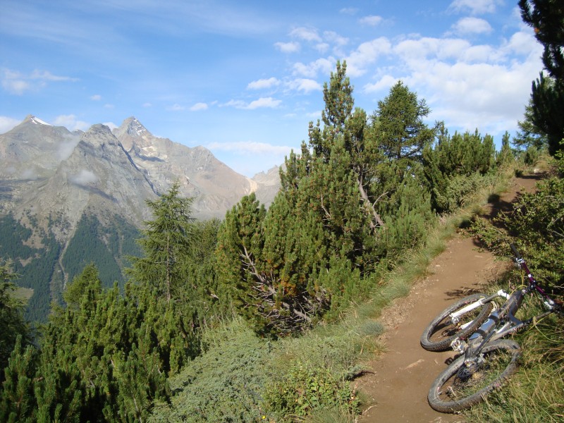 #1 Col Garin : Belle lumière matinale sur la Grivola Col Garin : Belle lumière matinale sur la Grivola