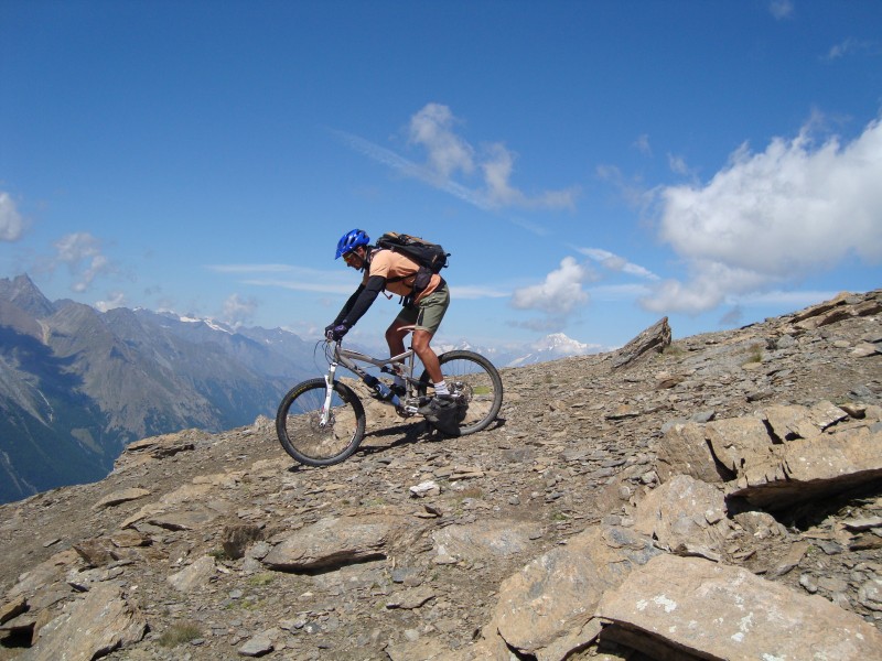 #6 Mont Creya : Mt Blanc tout au fond. Mont Creya : Mt Blanc tout au fond.