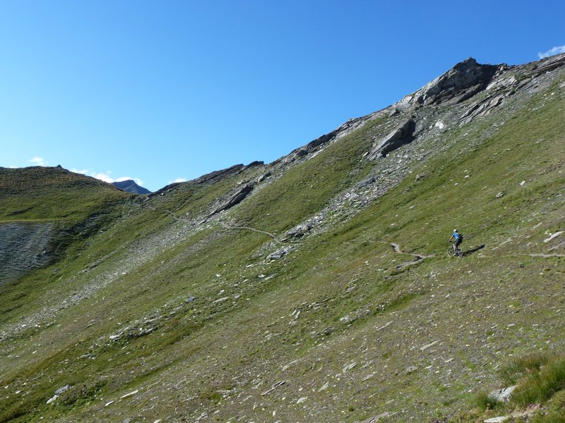 Pas du Bouchet : Partie roulante (la seule) sous le col