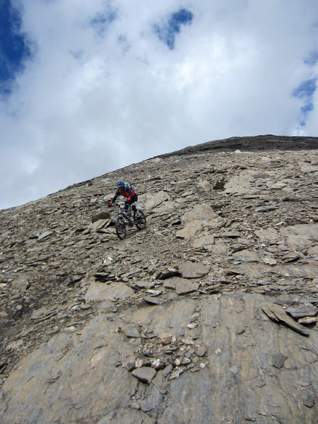 Mont Avril août 2012 : Une fois lancé, plus moyen de s'arrêter !