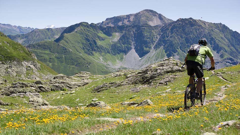 #6 Descente du Col des Lacs Descente du Col des Lacs