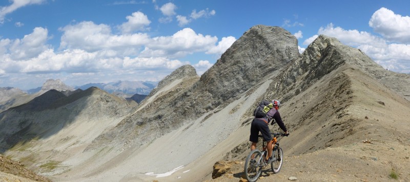 #1 col de la petite barre : le 4ème ébréché et les 3 évéchés col de la petite barre : le 4ème ébréché et les 3 évéchés
