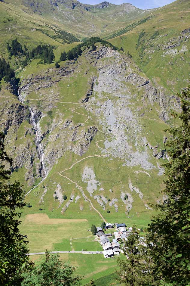 #9 Descente de la Chizerette : nouveau sentier qui doit être bien agréable par rapport à notre virée il y a un mois Descente de la Chizerette : nouveau sentier qui doit être bien agréable par rapport à notre virée il y a un mois