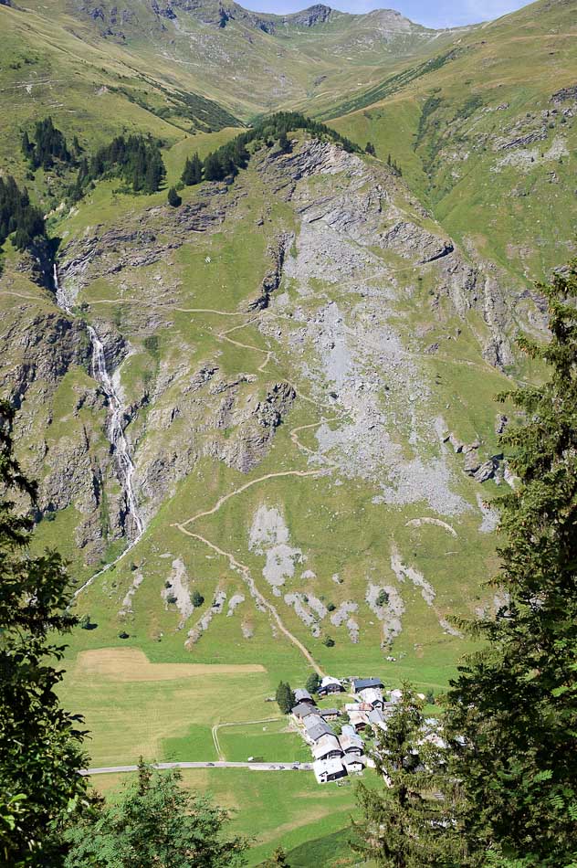 Descente de la Chizerette : nouveau sentier qui doit être bien agréable par rapport à notre virée il y a un mois