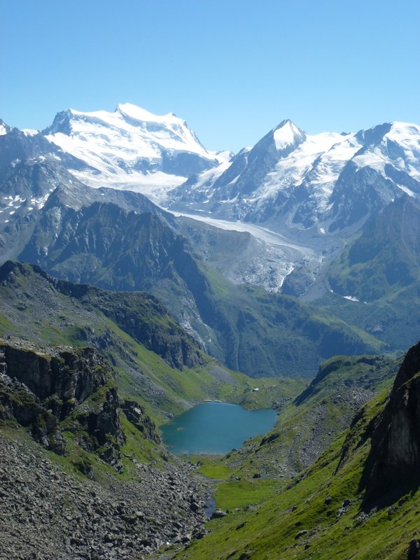 Lac de Louvie : Beau paysage à défaut de VTT