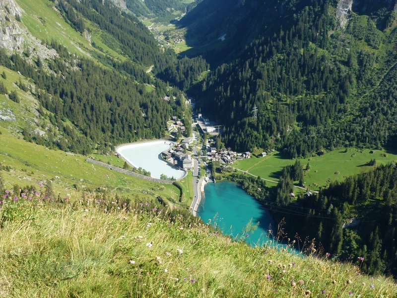 Fionnay : Fionnay et ses bassins de compensation