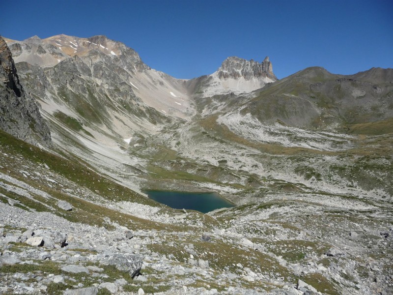 #3 Mont Thabor : Lac du Peyron et vallon du même nom. Mont Thabor : Lac du Peyron et vallon du même nom.