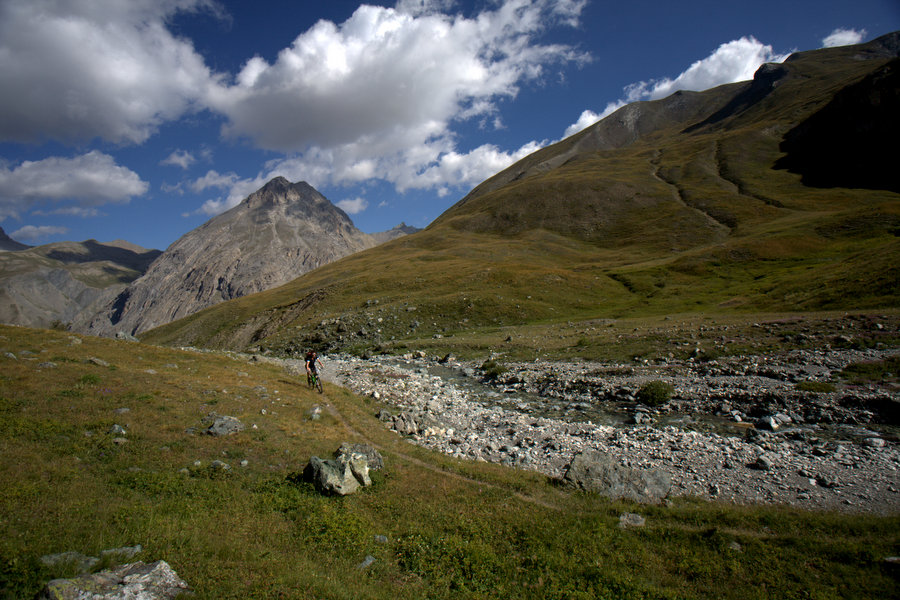 Col de l'Autaret : entrée dans le vallon sauvage de Chabrière