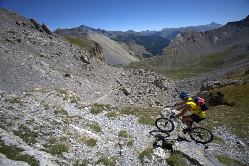 #5 Col du Lauzon : passage de l Col du Lauzon : passage de l'alpage au minéral pour une descente assez technique