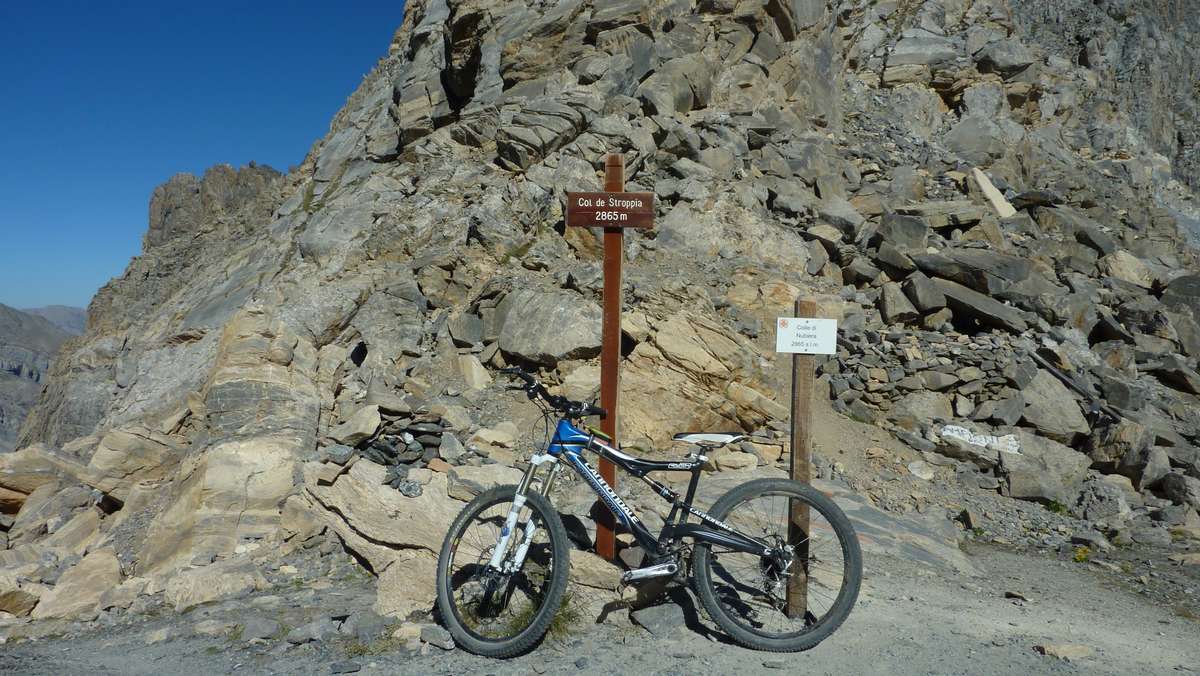 col de Stroppia : 1ere etape du jour