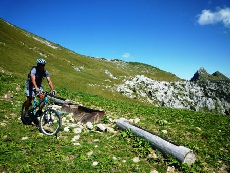 Chalet de l'Ovine : Puvat à droite