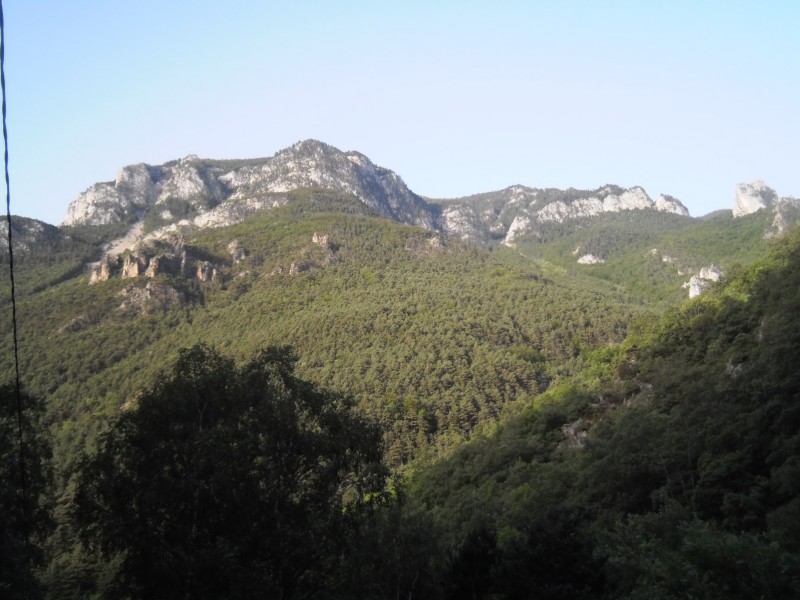 #3 Mont Coronat : Plutôt escarpé ce versant Mont Coronat : Plutôt escarpé ce versant