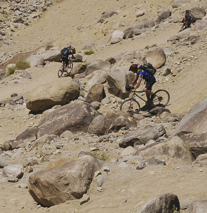 circuit du Sham jour 1 : Descente du Lhalung La