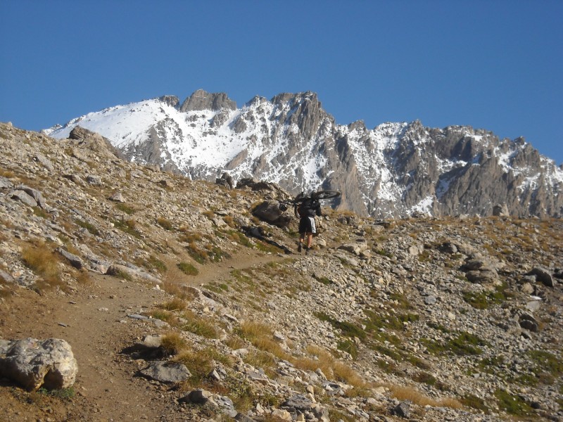 #1 Pas de la Couletta : La pointe Chauvet en arrière plan, on va devoir changer d Pas de la Couletta : La pointe Chauvet en arrière plan, on va devoir changer d'objectif