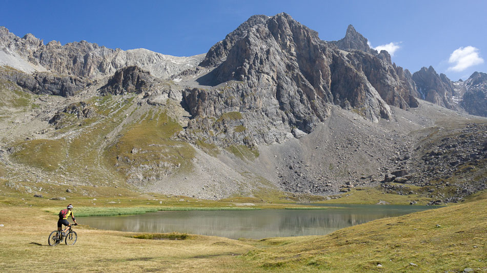 #14 Lac des Cerces : passage obligé Lac des Cerces : passage obligé