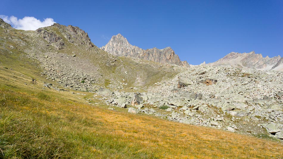 #18 Sous la Tête de la Cassille : un peu de hors sentier Sous la Tête de la Cassille : un peu de hors sentier