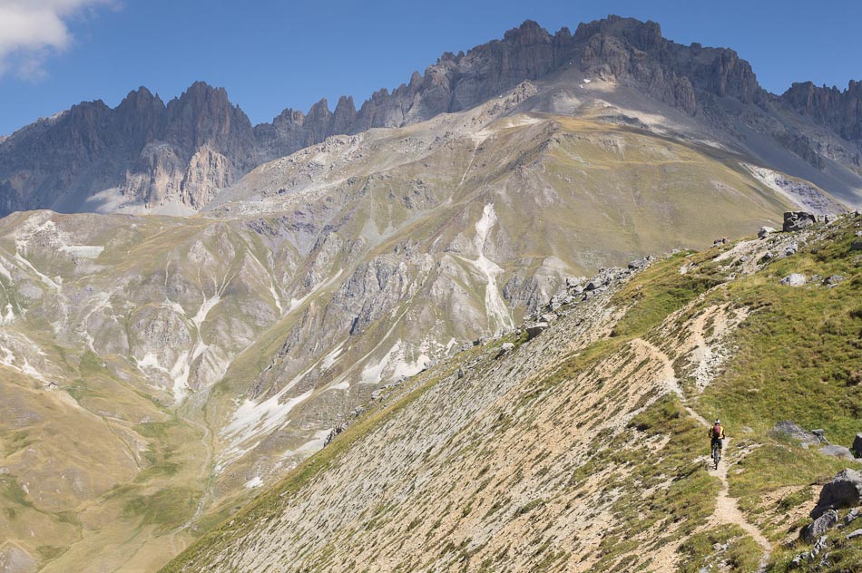 #12 Au dessus de Plan -Lachat : magnifique mais bien peu roulant Au dessus de Plan -Lachat : magnifique mais bien peu roulant