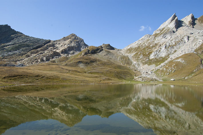 Tête N des Fours : Lac et col de Mya