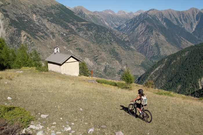 #12 Arrivée à la chapelle : bel endroit ! Arrivée à la chapelle : bel endroit !