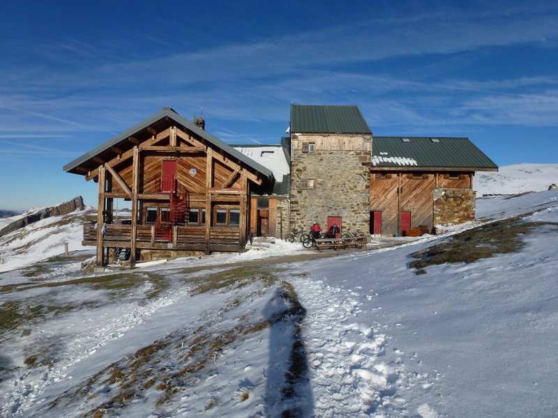 Ref. de la Croix du Bonhomme : Le refuge sous la neige