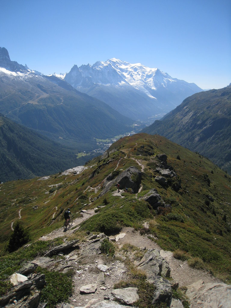 Aiguilles des Posettes : Descente sur Cham... bien tendue.