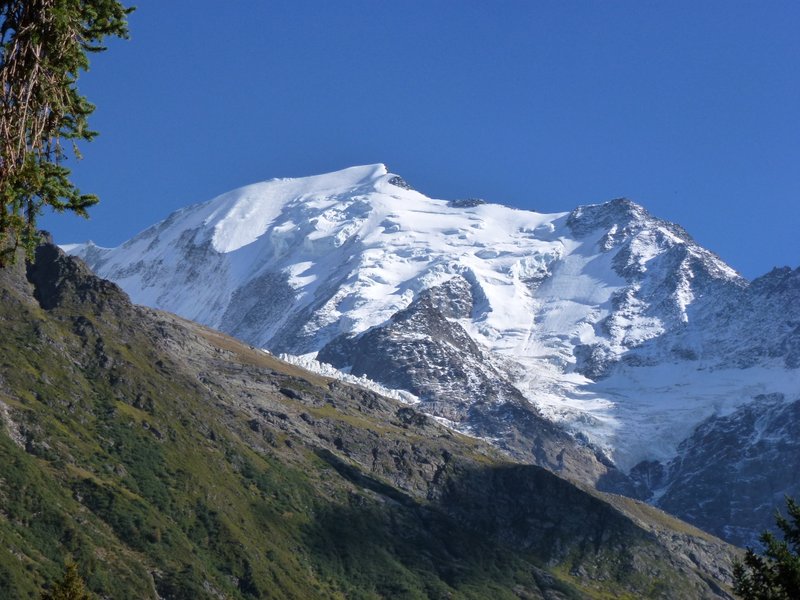 #33 Aig. de Bionnassay : Entre Bellevue et Tricot Aig. de Bionnassay : Entre Bellevue et Tricot