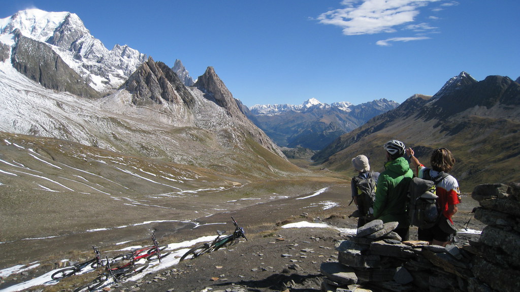 #13 Mont-Blanc au col de la Seigne : Notre hôte pour ces 4 jours Mont-Blanc au col de la Seigne : Notre hôte pour ces 4 jours