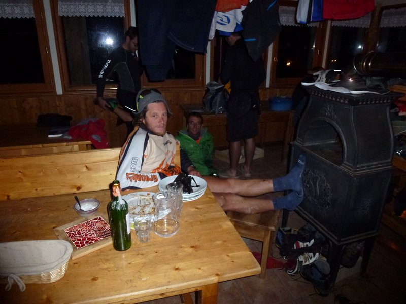 #5 Ref. de la Croix du Bonhomme : Séchage des affaires et des vttistes Ref. de la Croix du Bonhomme : Séchage des affaires et des vttistes