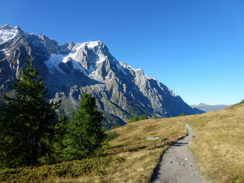 Val Ferret : Balcons du Val Ferret et Jorasses