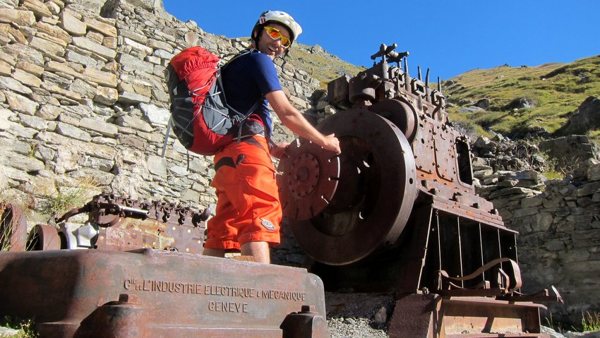 #2 Vieille mine de cuivre : On joue avec les vieilles machines encore là Vieille mine de cuivre : On joue avec les vieilles machines encore là