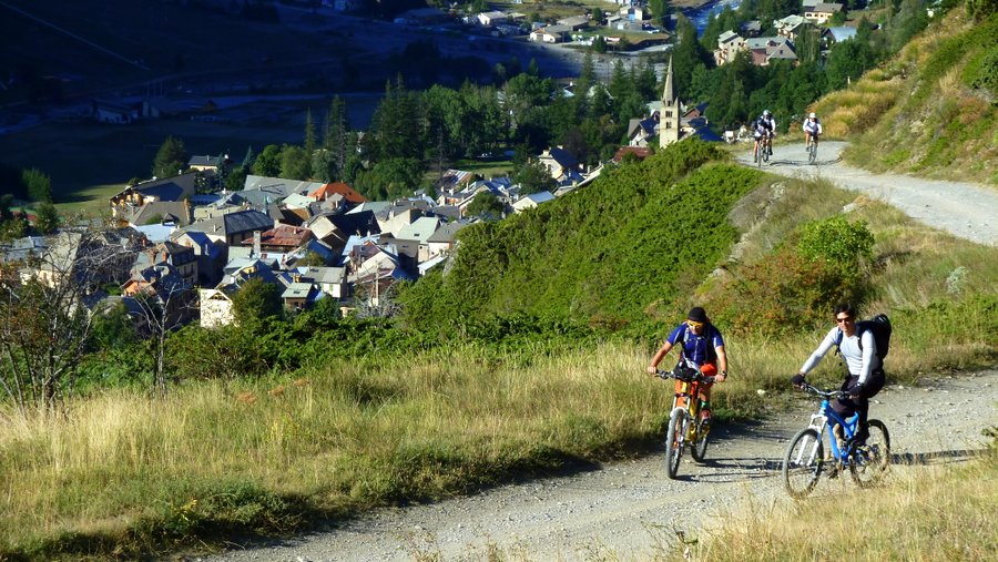 Départ d'Aiguilles : Piste efficace pour rejoindre la Bergerie du Lombard