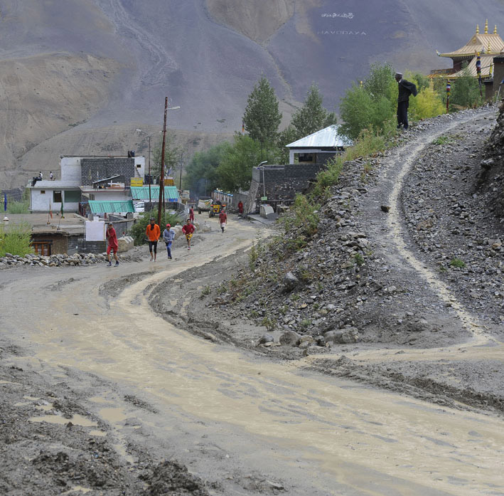 Spiti : 13ème étape : Arrivée sous l'orage à Kaza