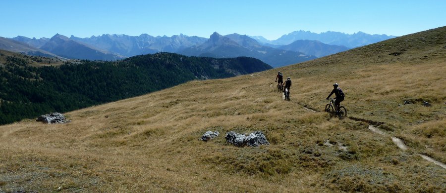 Vue panoramique sur le sud : Du caviar je vous dis ce balcon