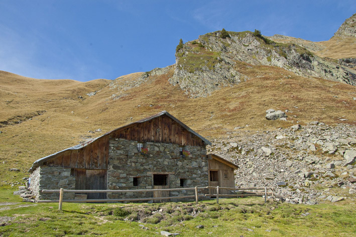 #11 Mirantin : Chalet du lac Mirantin : Chalet du lac
