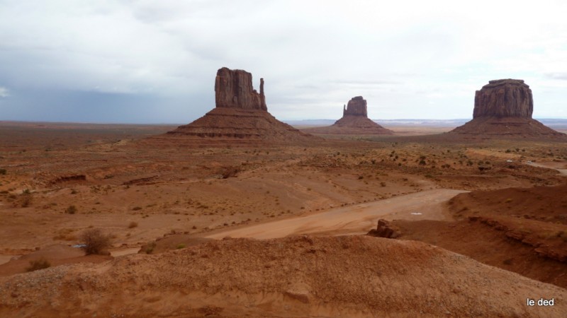 Monument Valley : last (picture) but not least :)
(Raymond) ;)
