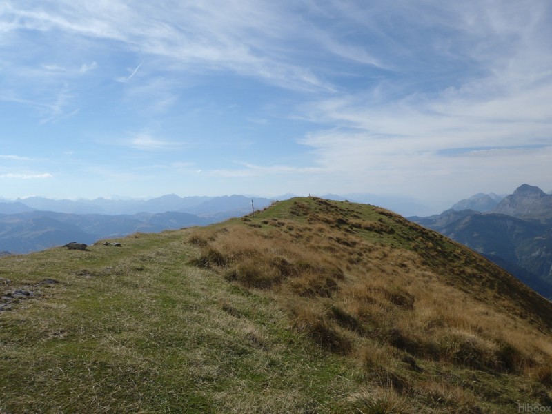 #8 Croise Baulet : Arrivée du sentier au niveau du panneau. Croise Baulet : Arrivée du sentier au niveau du panneau.