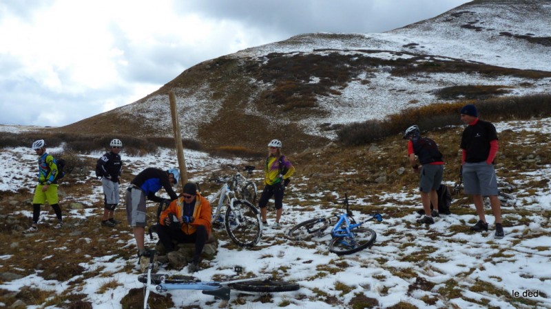 #13 Mountain Engineer trail : Regroupement, sucre rapide et rigolade. On est pas des quand mêmes ou bien! Mountain Engineer trail : Regroupement, sucre rapide et rigolade. On est pas des quand mêmes ou bien!