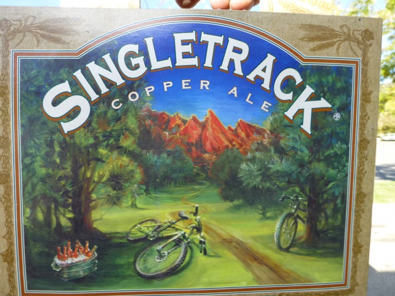 #12 Single track Ale : Encore une belle devanture...Du coup, on va l Single track Ale : Encore une belle devanture...Du coup, on va l'essayer aussi!