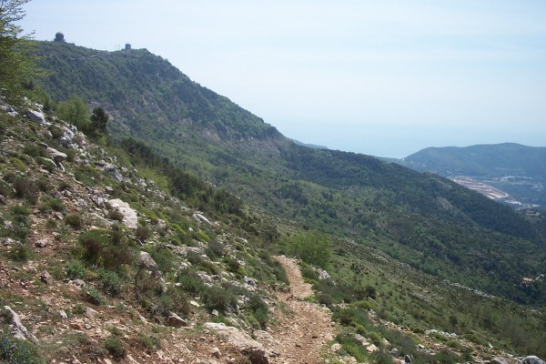 #7 Un peu plus loin : Elle est bien finalement la descente de ce côté-ci Un peu plus loin : Elle est bien finalement la descente de ce côté-ci