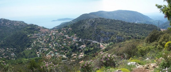 #9 GR vers le col de Guerre : Ce beau point de vue ne doit pas faire oublier la technicité des deux passages à venir ! GR vers le col de Guerre : Ce beau point de vue ne doit pas faire oublier la technicité des deux passages à venir !