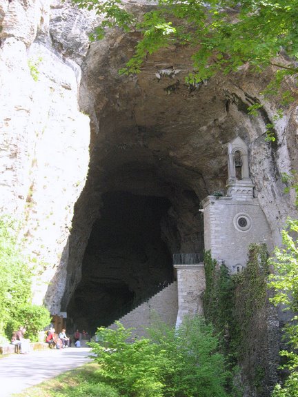 #6 Grottes de la Balme : A visiter... Grottes de la Balme : A visiter...