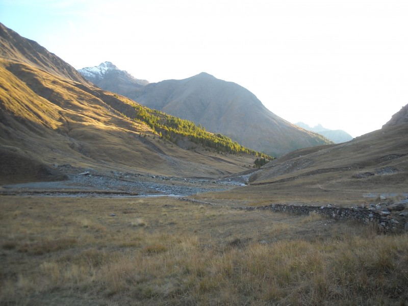 #21 vallon du Longet : retour en Ubaye au soleil couchant vallon du Longet : retour en Ubaye au soleil couchant