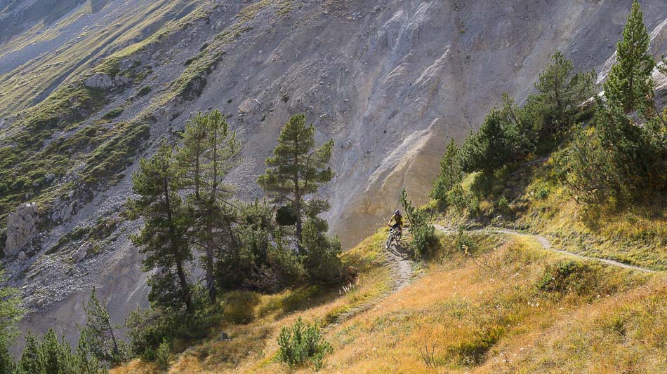 Descente classique du Perron : sous le Chateau d'Aubert