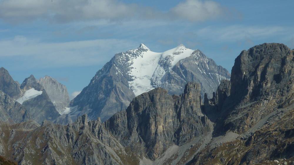 #15 Grande Casse et Portetta : les grands couloirs sont plutot bien blanc Grande Casse et Portetta : les grands couloirs sont plutot bien blanc
