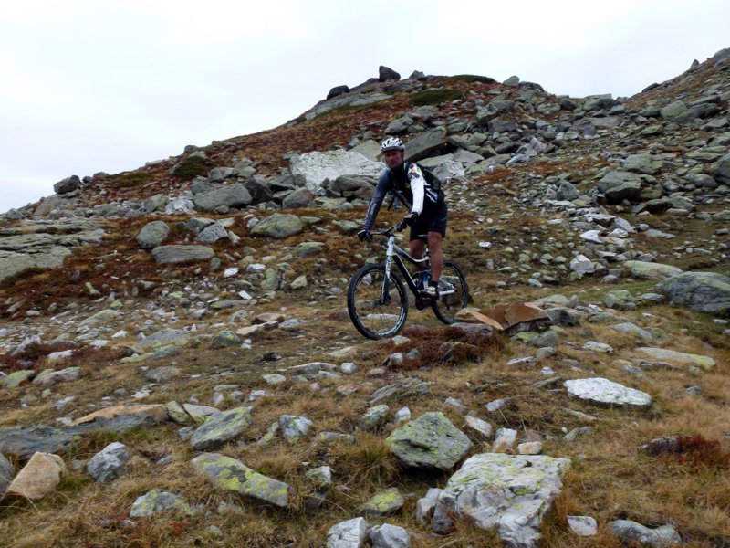 Col des Bataillères : François dans la descente